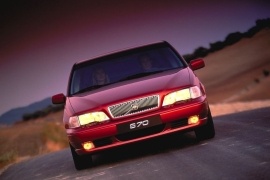 VOLVO S70 2.0T 20V 4AT FWD (180 HP)